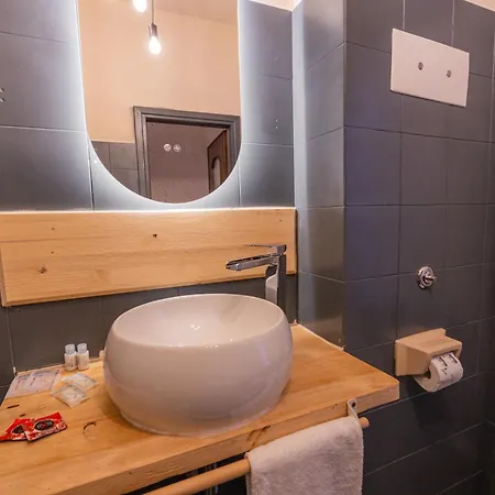 Exclusive Liberty Spa San Pellegrino Terme Exterior photo